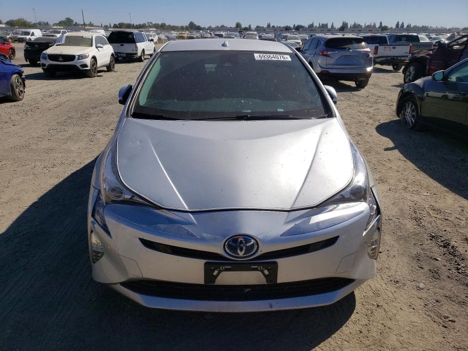 2017 TOYOTA PRIUS TWO 5