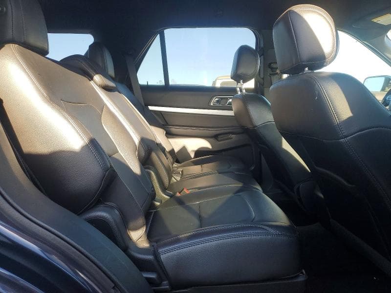 2017 FORD EXPLORER XLT 10
