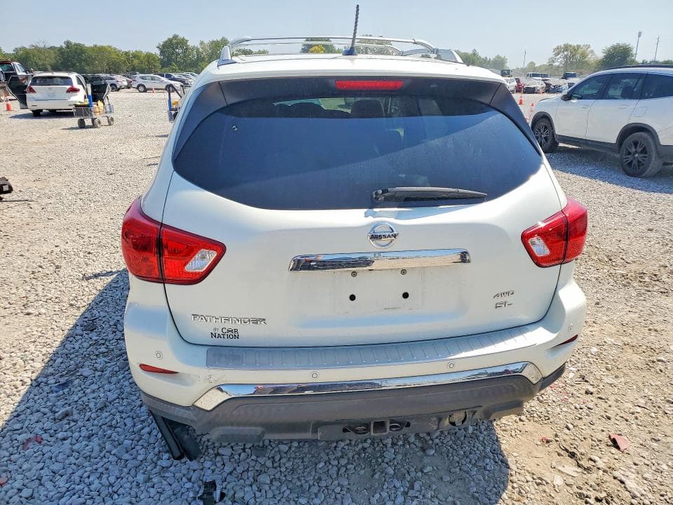 2018 NISSAN PATHFINDER SL 6