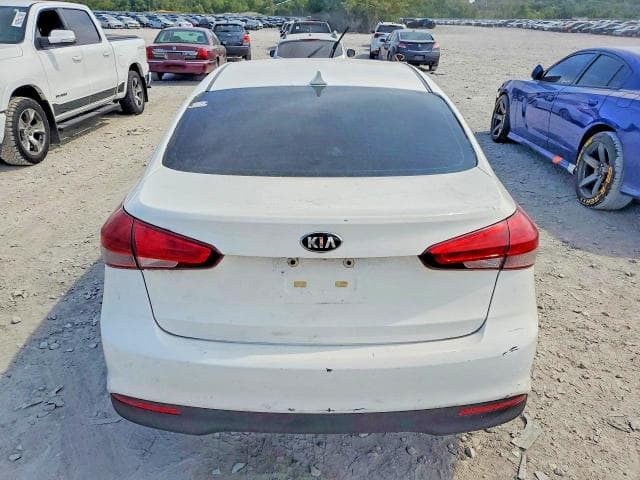 2017 KIA FORTE LX 6