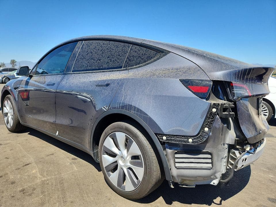 2023 TESLA MODEL Y 2