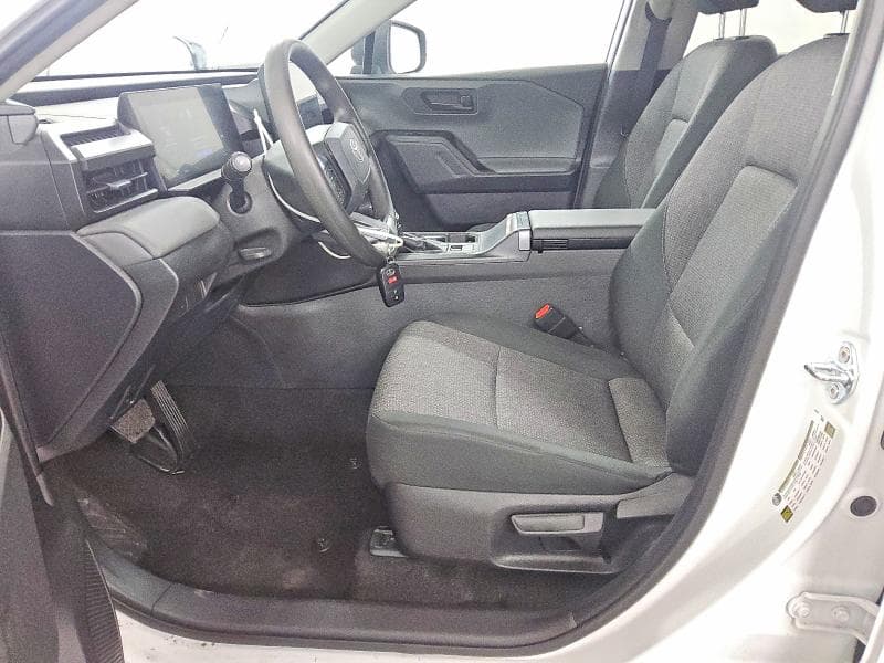 2026 TOYOTA RAV4 LE 7