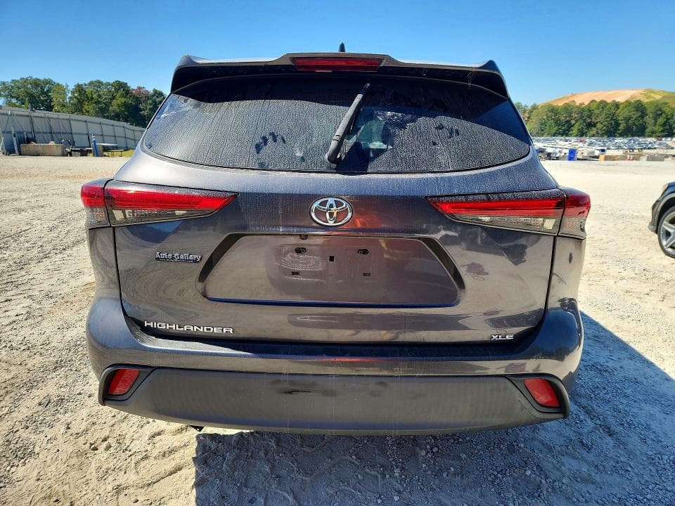 2020 TOYOTA HIGHLANDER XLE 6