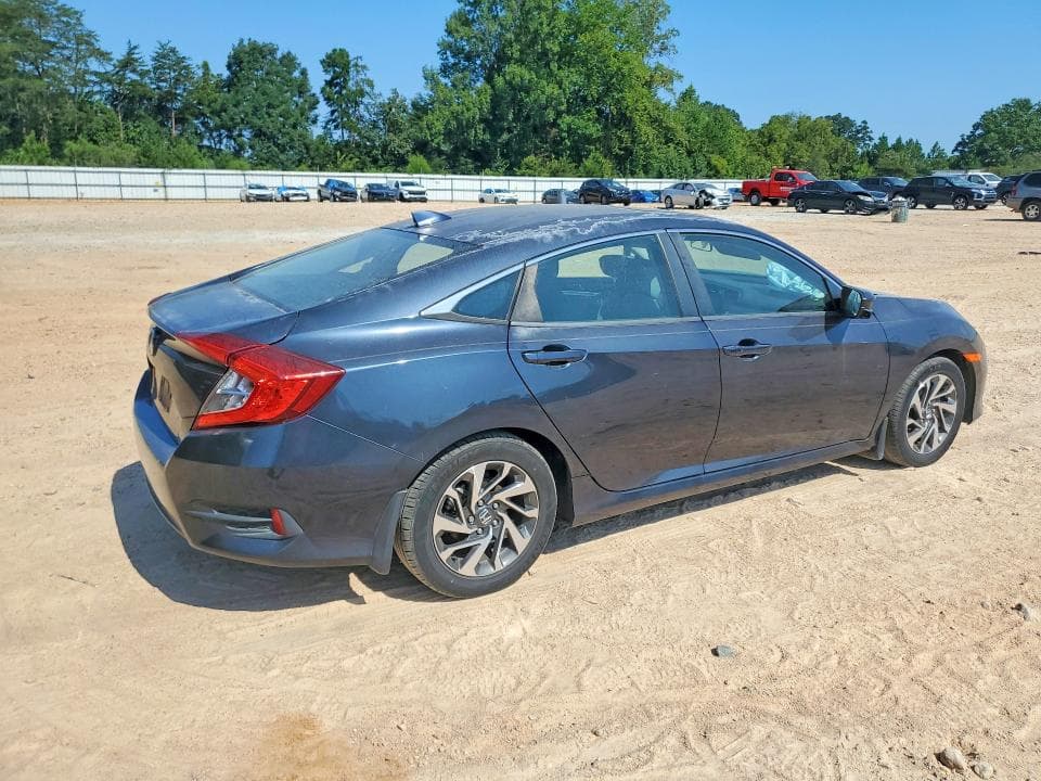 2017 HONDA CIVIC EX 3