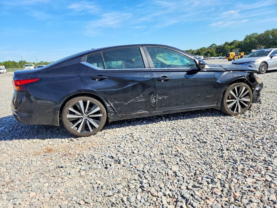 2020 NISSAN ALTIMA SR 3