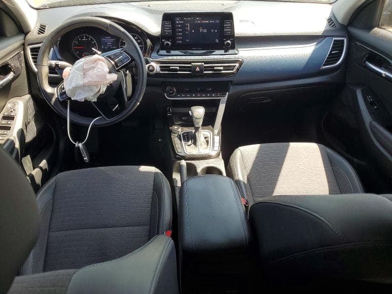 2023 KIA SELTOS S 8