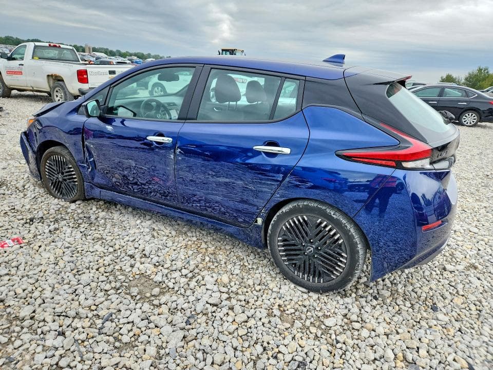 2025 NISSAN LEAF SV PLUS 2
