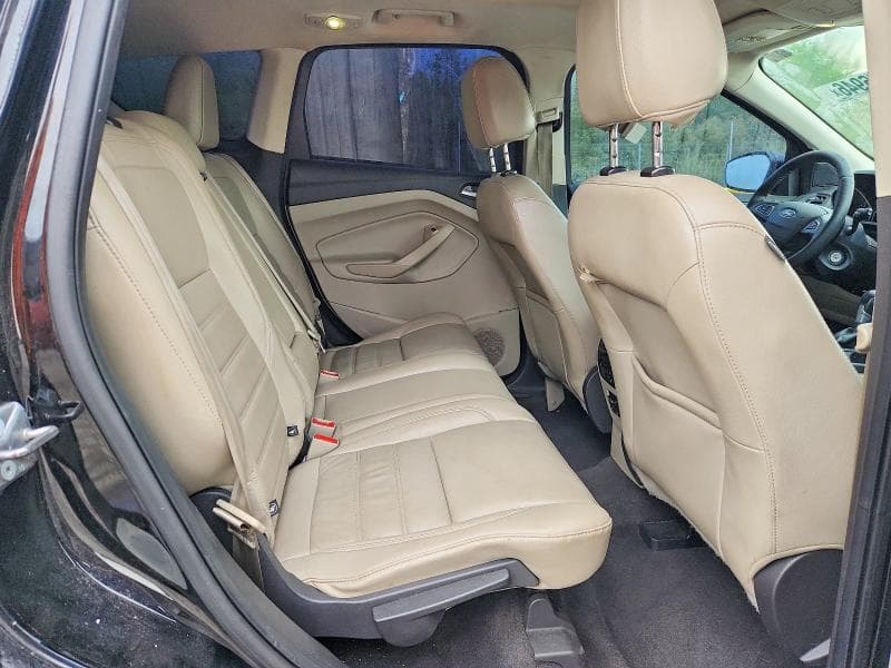 2017 FORD ESCAPE SE 11