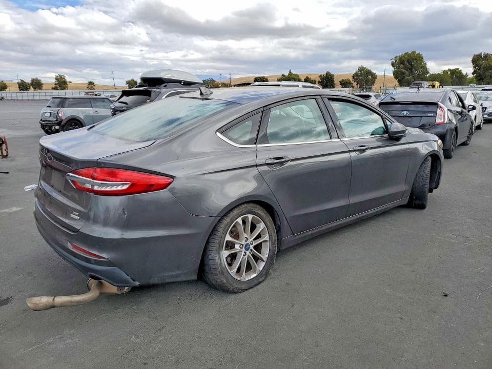 2019 FORD FUSION SE 3