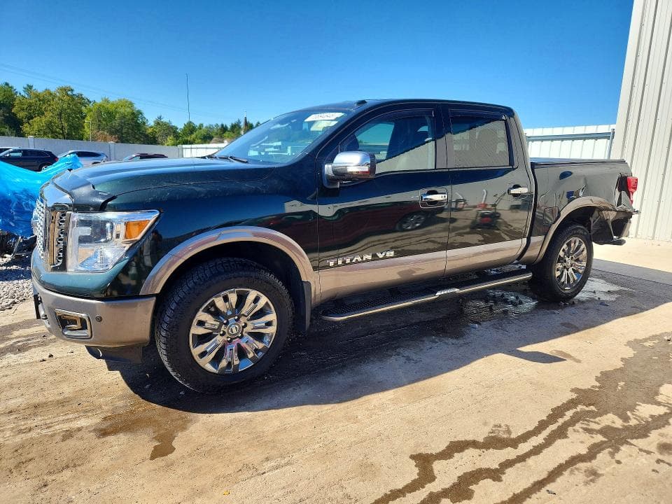 2019 NISSAN TITAN S