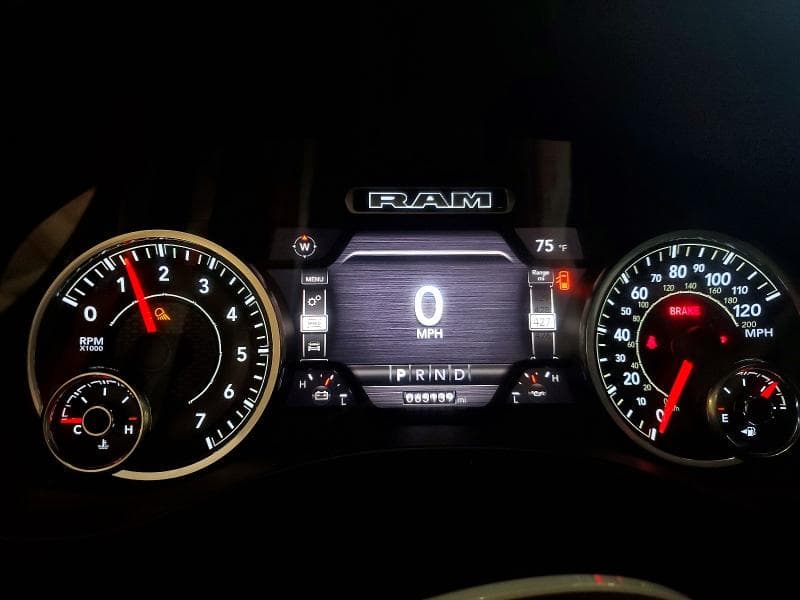 2020 RAM 1500 LARAMIE 9