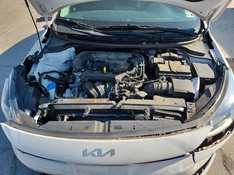 2022 KIA RIO S 11