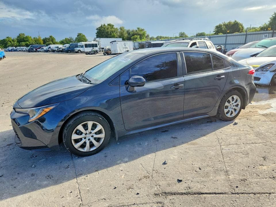 2024 TOYOTA COROLLA LE - 1