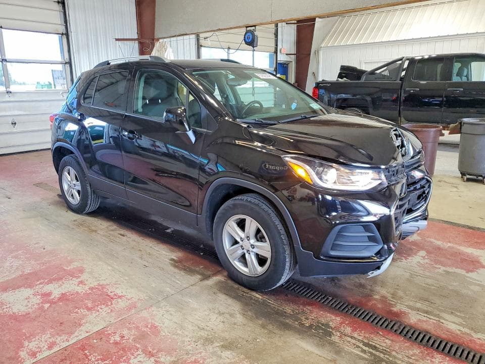 2021 CHEVROLET TRAX 1LT 4