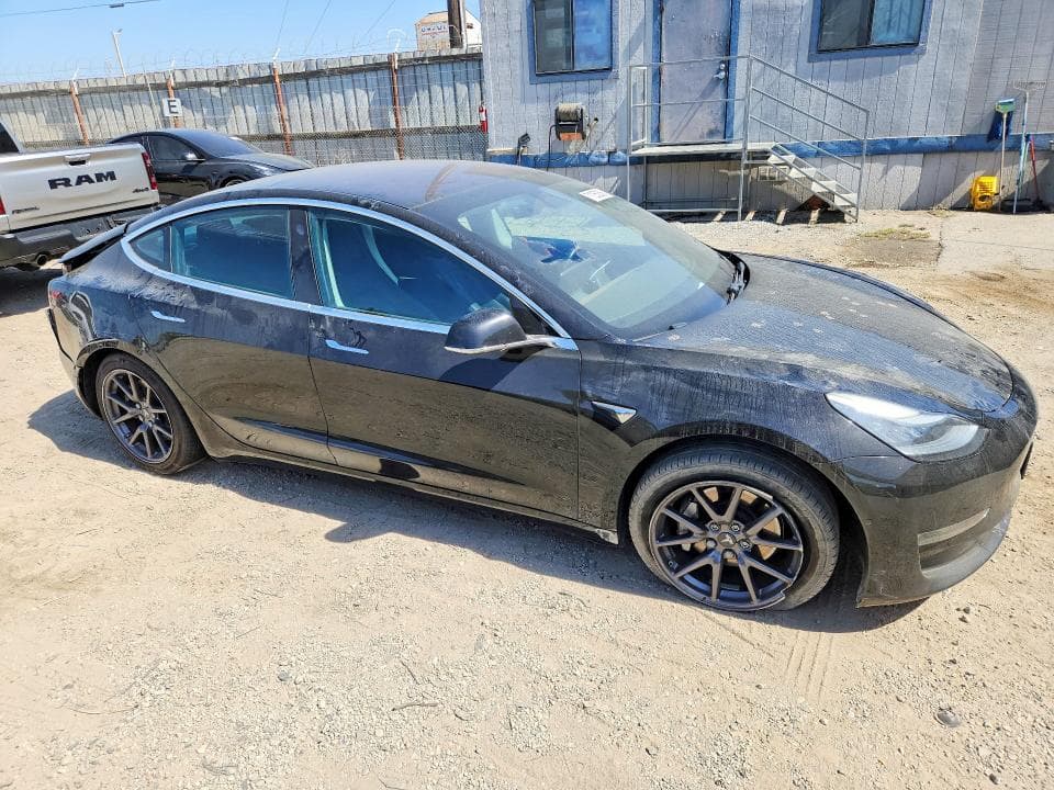 2019 TESLA MODEL 3 4
