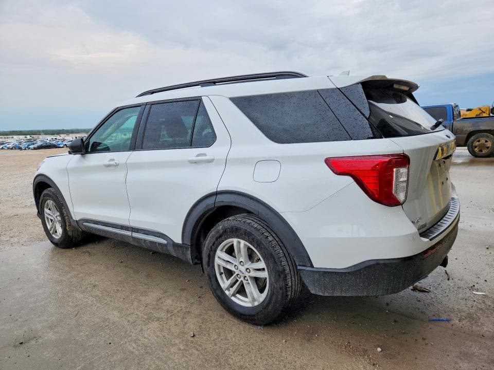 2020 FORD EXPLORER XLT 2