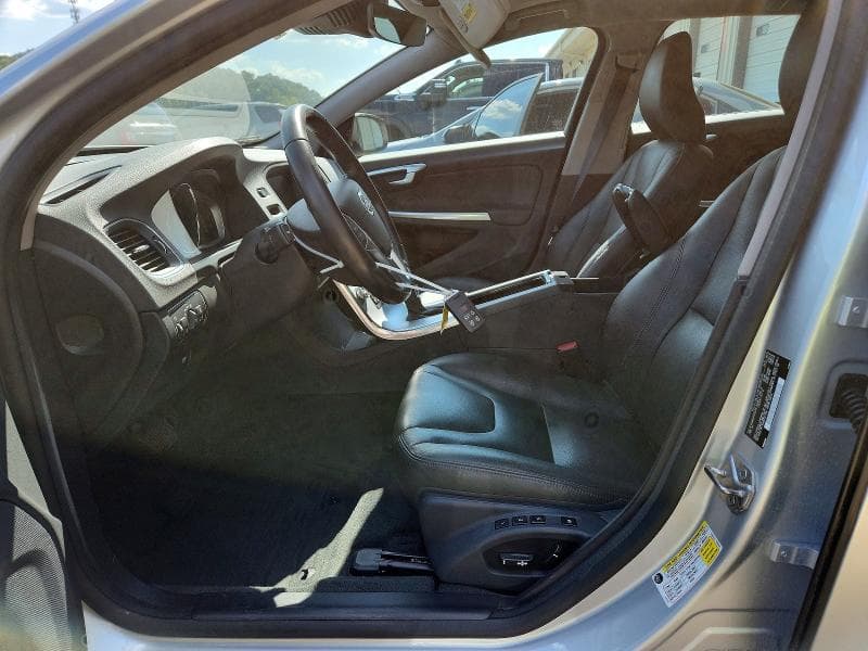 2017 VOLVO V60 T5 PLATINUM 7