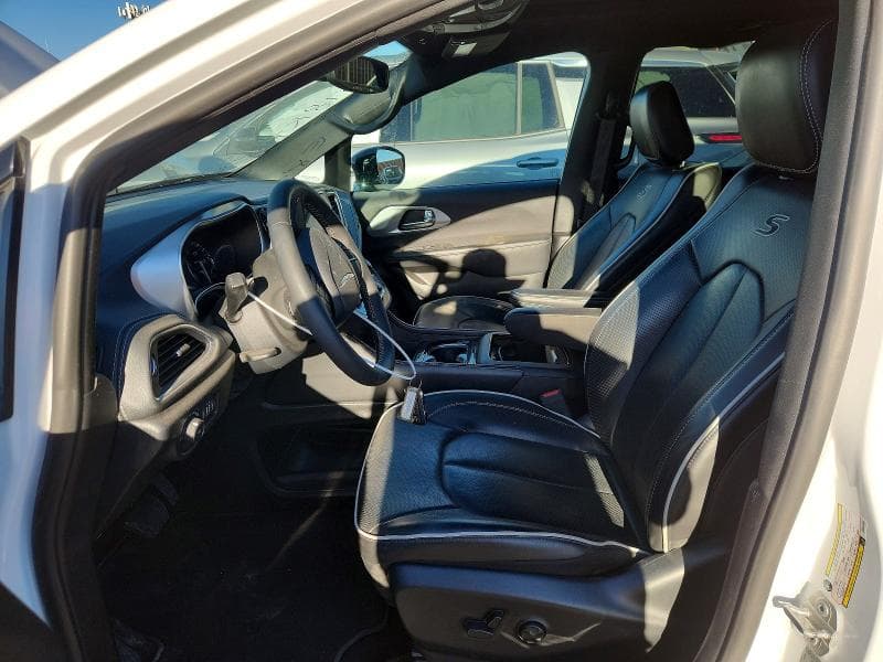 2025 CHRYSLER PACIFICA LIMITED 7