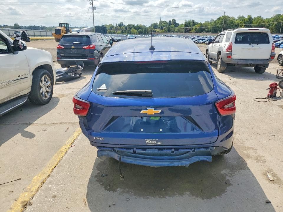 2024 CHEVROLET TRAX LS 6