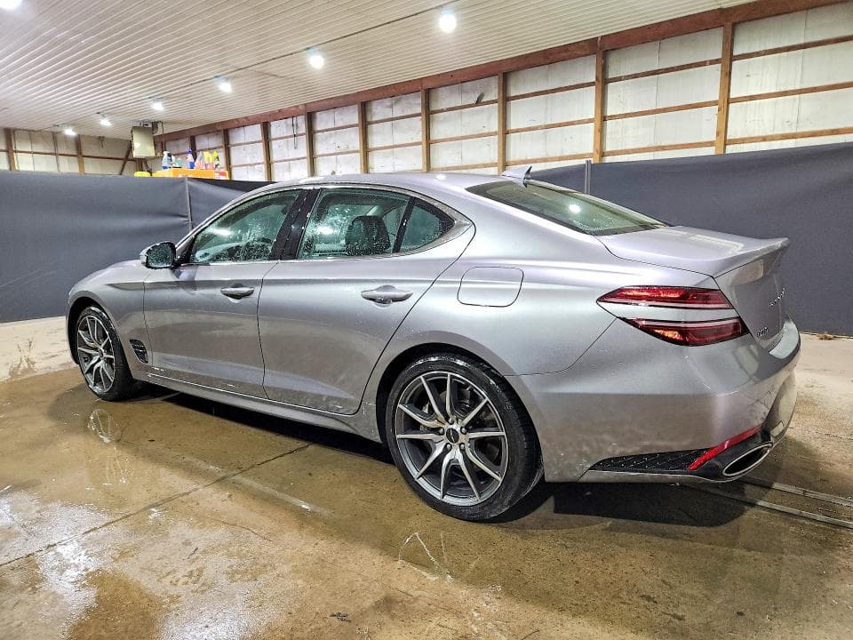 2026 GENESIS G70 2.5T STANDARD 2