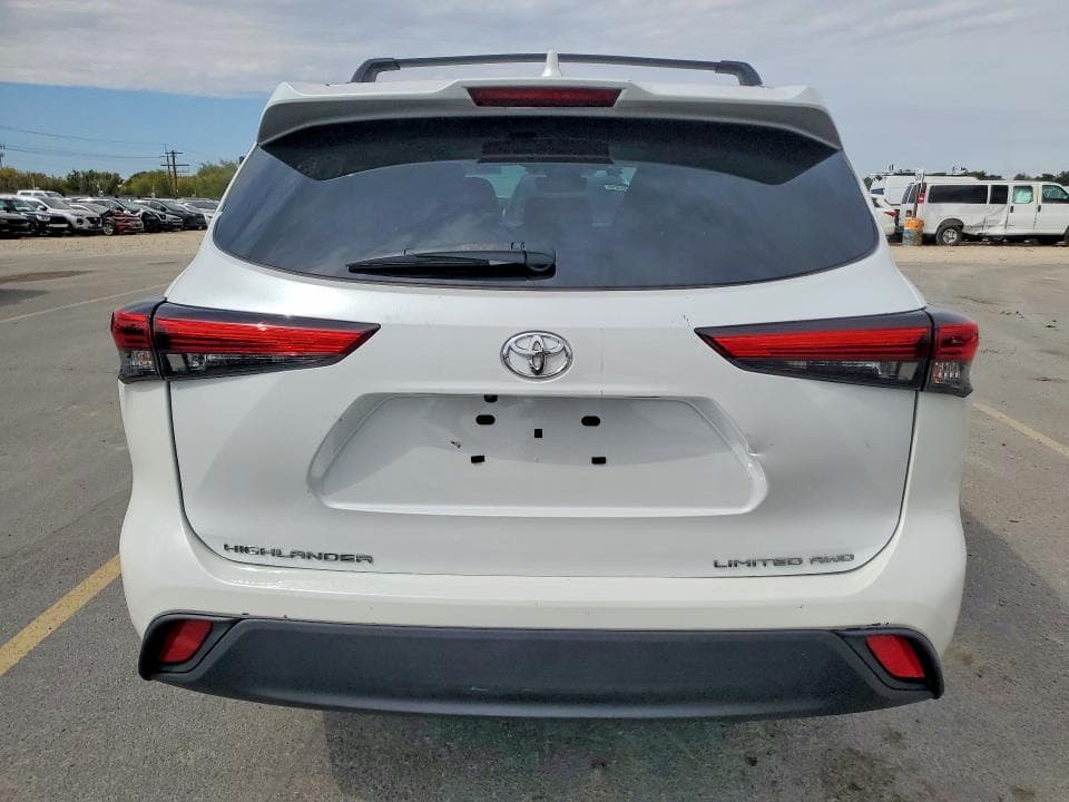 2020 TOYOTA HIGHLANDER XLE 6