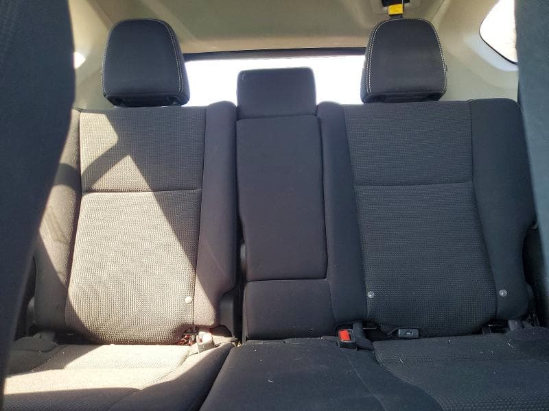 2018 TOYOTA RAV4 XLE 10