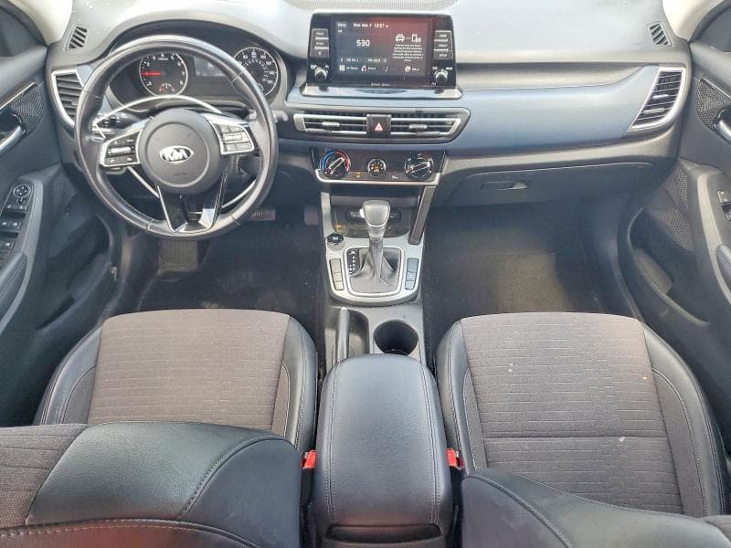 2021 KIA SELTOS S 8