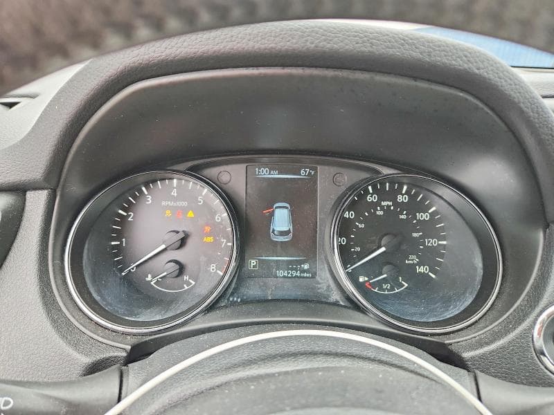 2017 NISSAN ROGUE SV 9
