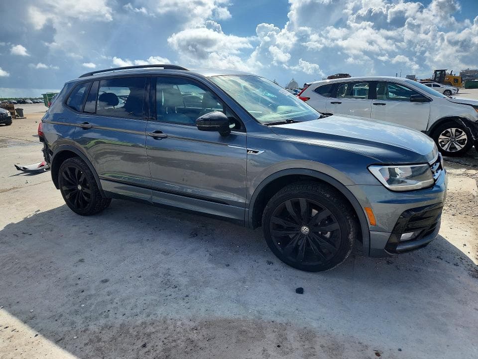 2020 VOLKSWAGEN TIGUAN SE 4