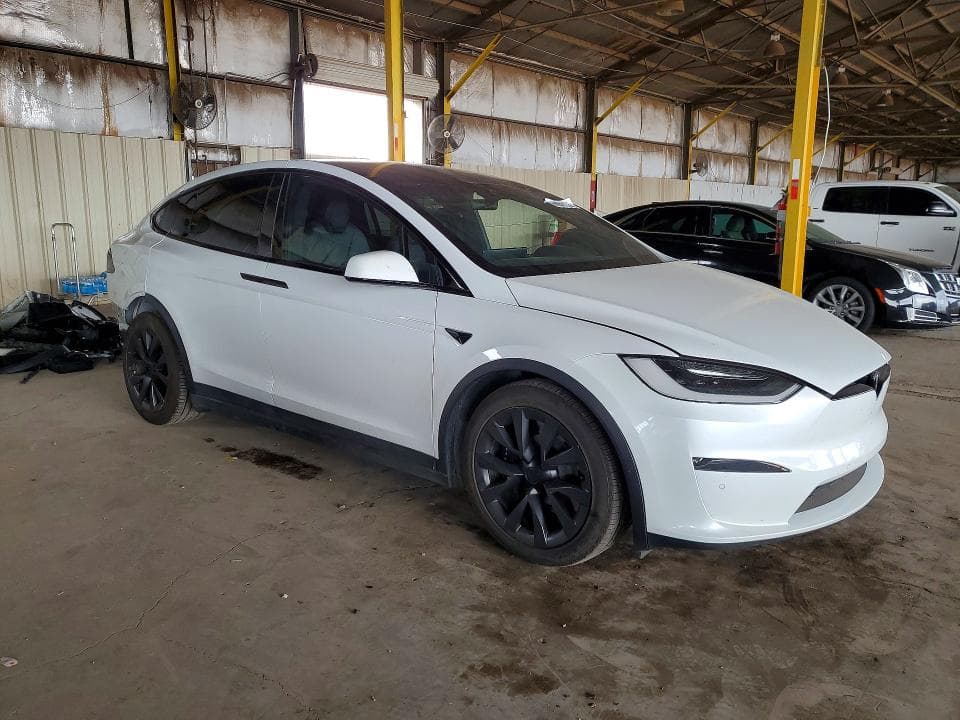 2023 TESLA MODEL X 4
