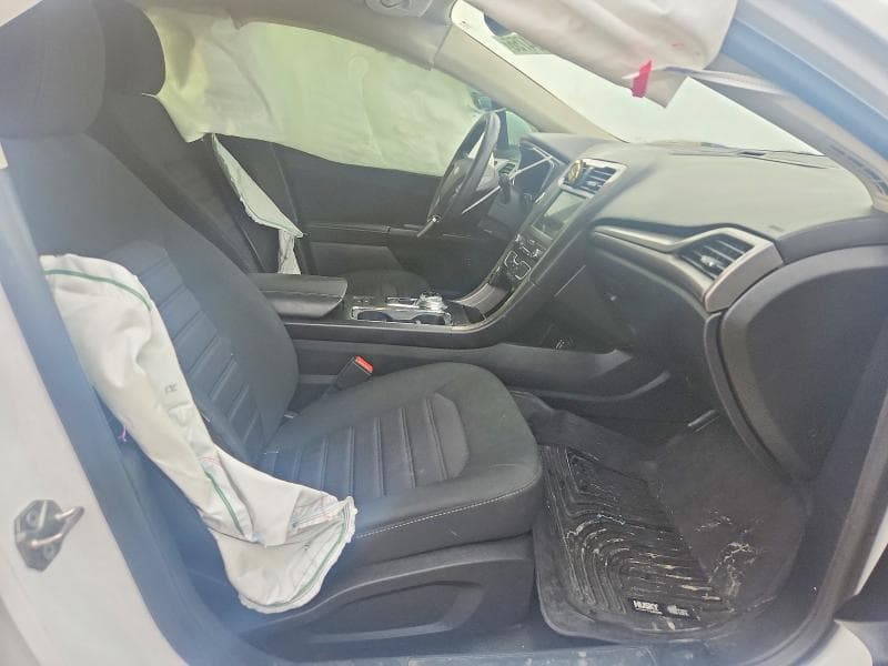 2020 FORD FUSION SE 7