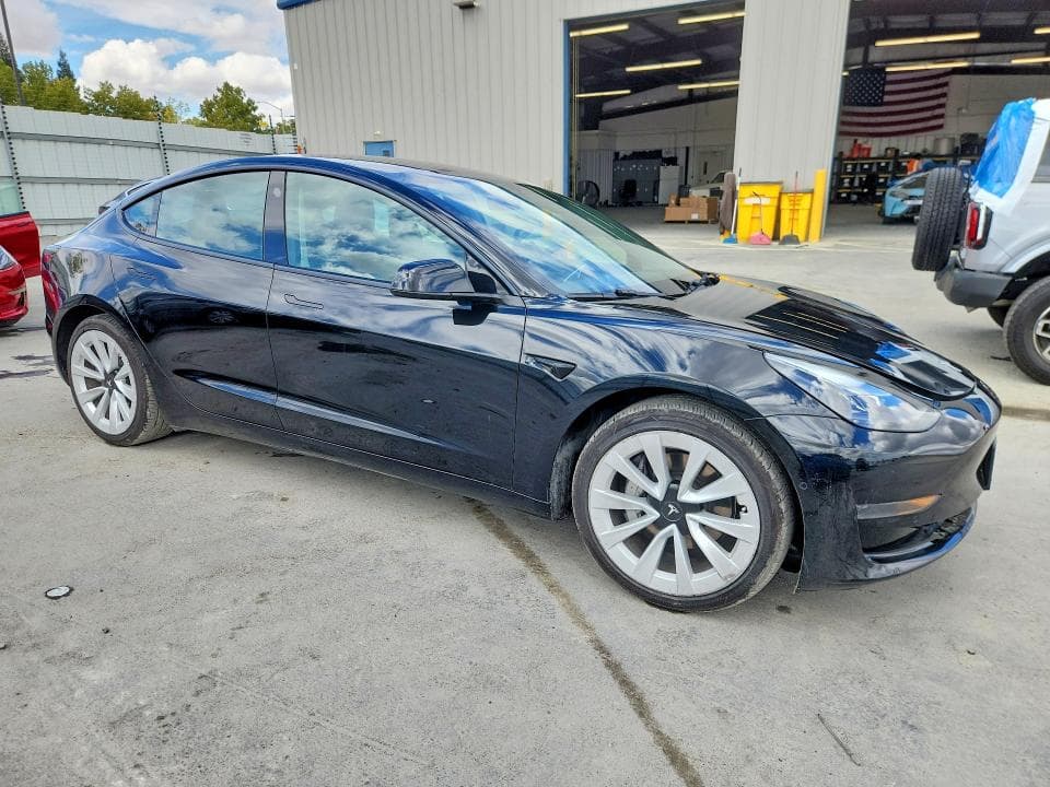 2022 TESLA MODEL 3 4