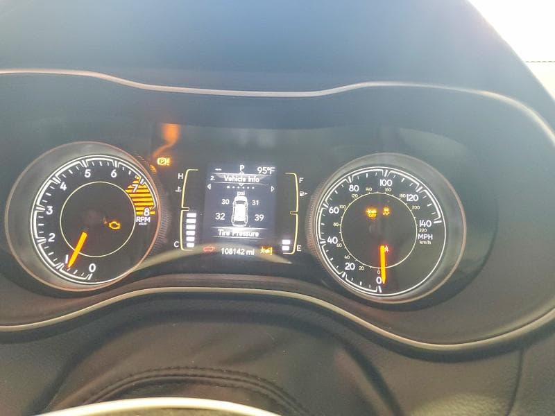 2020 JEEP CHEROKEE LATITUDE PLUS 9