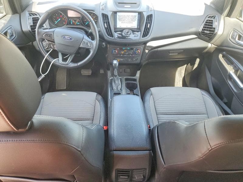 2017 FORD ESCAPE TITANIUM 8