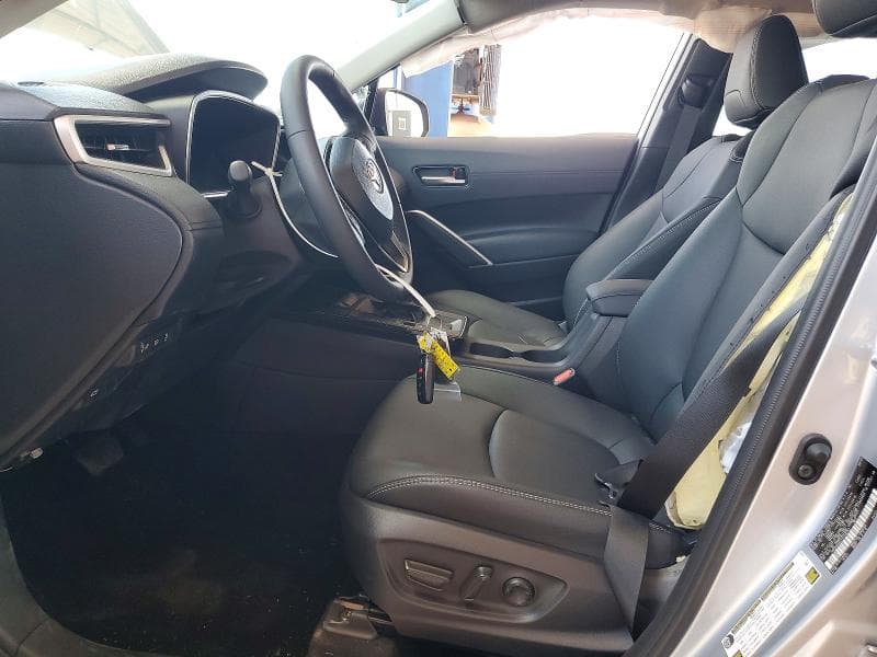 2026 TOYOTA COROLLA CROSS XLE 7