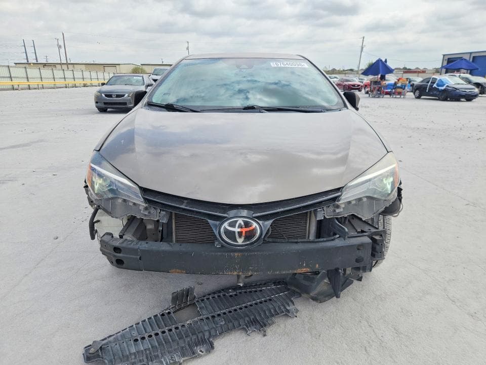2018 TOYOTA COROLLA LE 5
