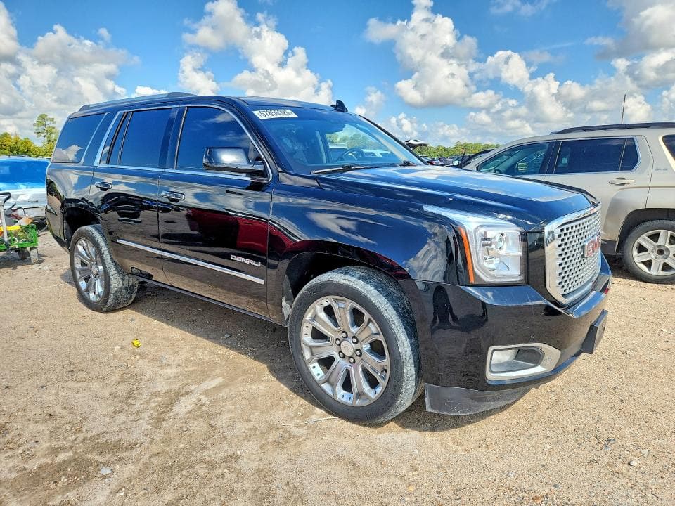 2017 GMC YUKON DENALI 4