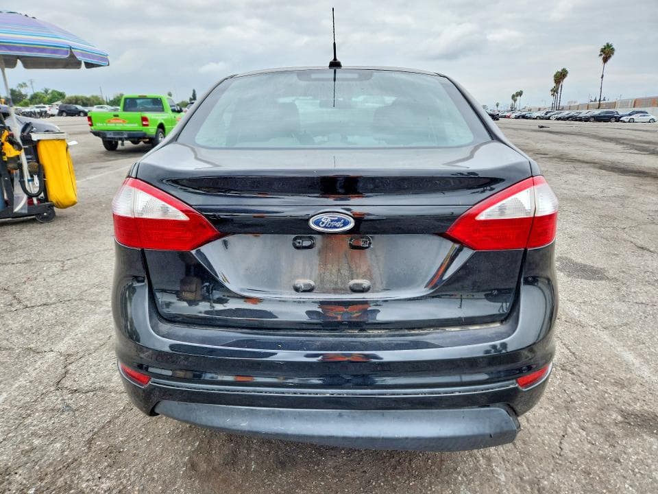 2017 FORD FIESTA S 6
