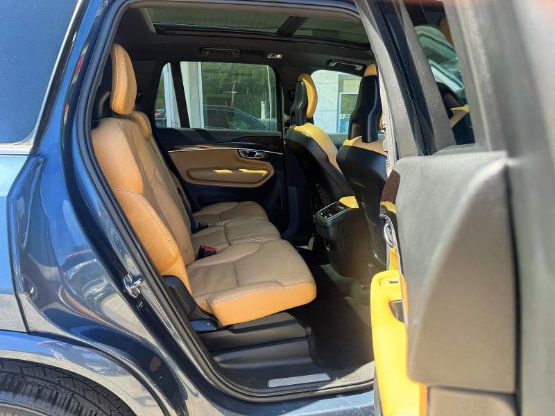 2018 VOLVO XC90 T6 6