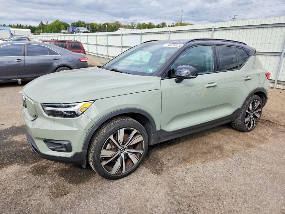 2021 VOLVO XC40 RECHARGE