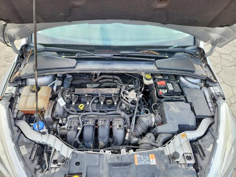 2017 FORD FOCUS SE 11