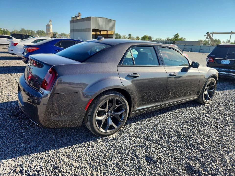 2021 CHRYSLER 300 S 3