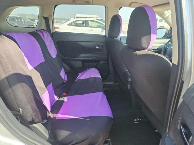 2018 MITSUBISHI OUTLANDER ES 11