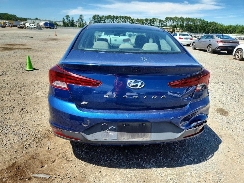 2019 HYUNDAI ELANTRA SE 6