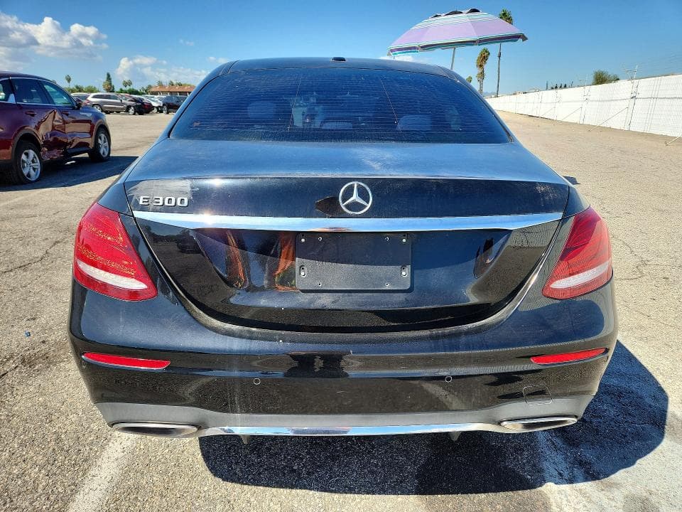 2017 MERCEDES-BENZ E 300 6