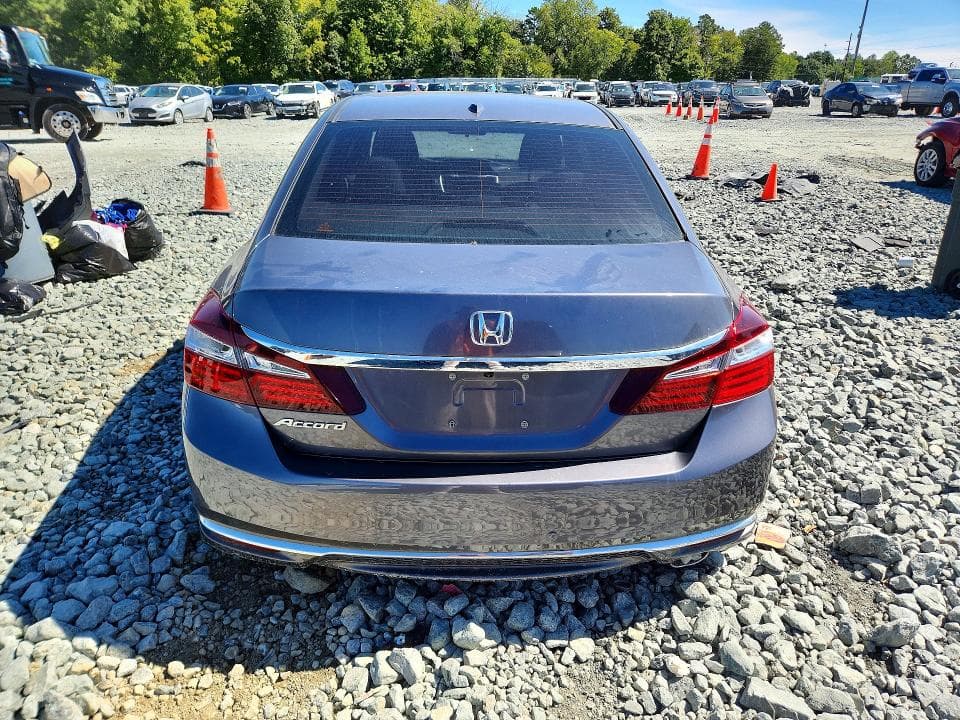2017 HONDA ACCORD EX 6
