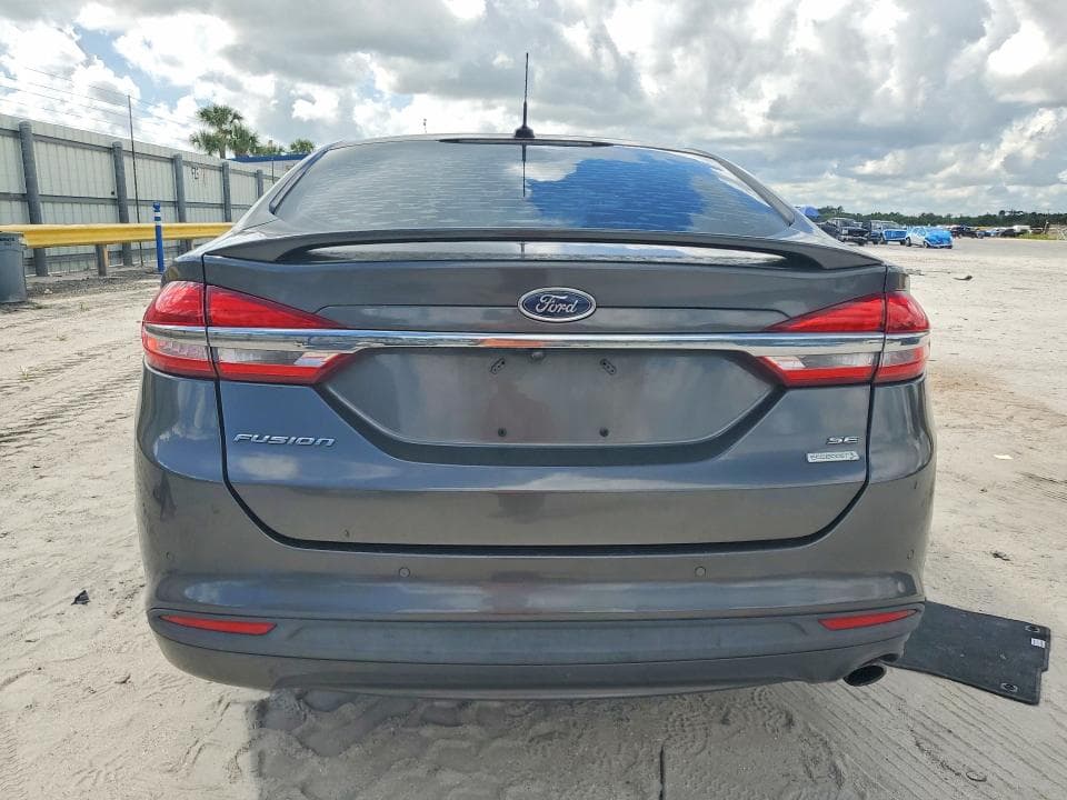 2018 FORD FUSION SE 6