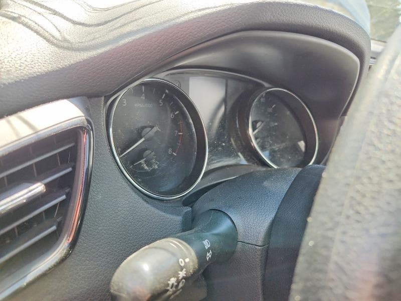 2019 NISSAN ROGUE S 9