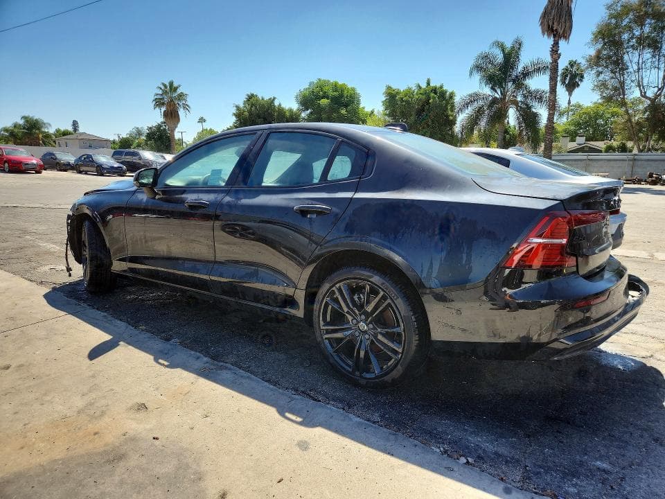 2024 VOLVO S60 PLUS 2