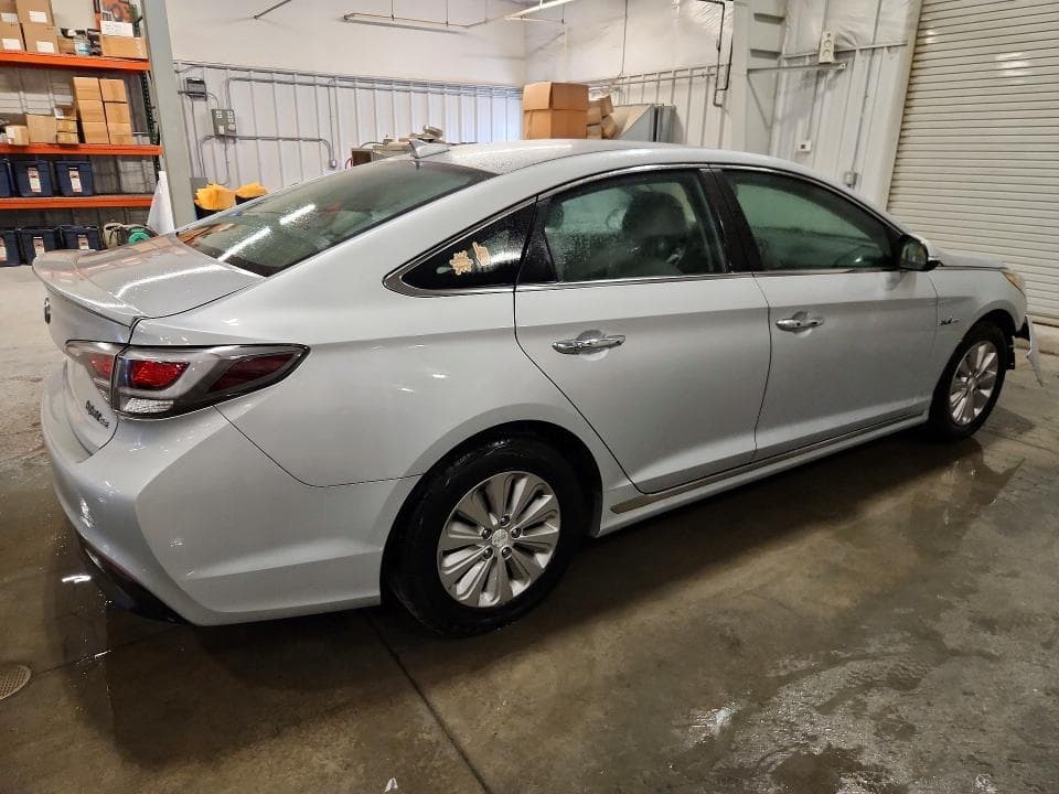 2017 HYUNDAI SONATA HYBRID SE 3